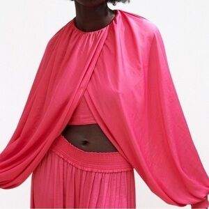 Zara Fuschia Balloon sleeve cropped long sleeve blouse, medium